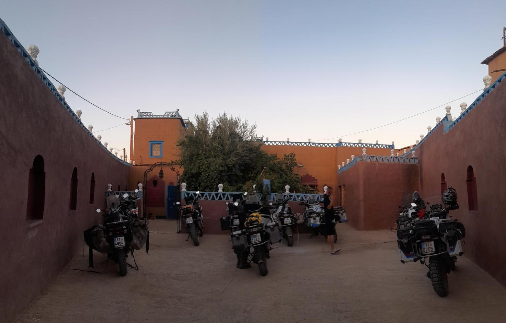 Riad Dades Birds Boumalne Екстериор снимка
