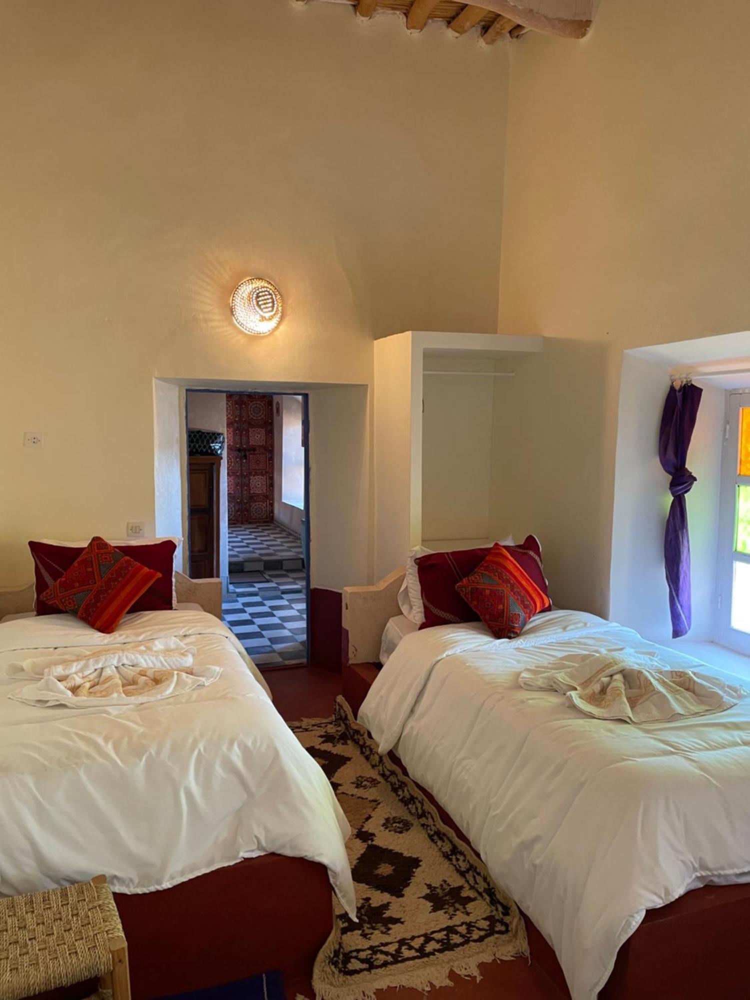 Riad Dades Birds Boumalne Екстериор снимка