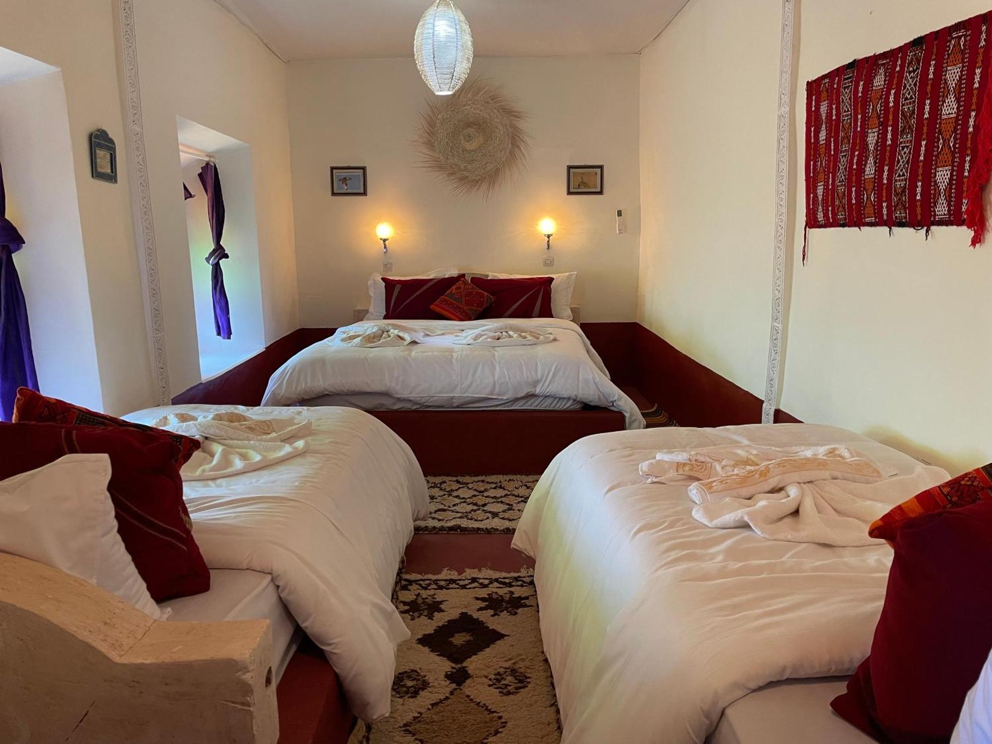 Riad Dades Birds Boumalne Екстериор снимка
