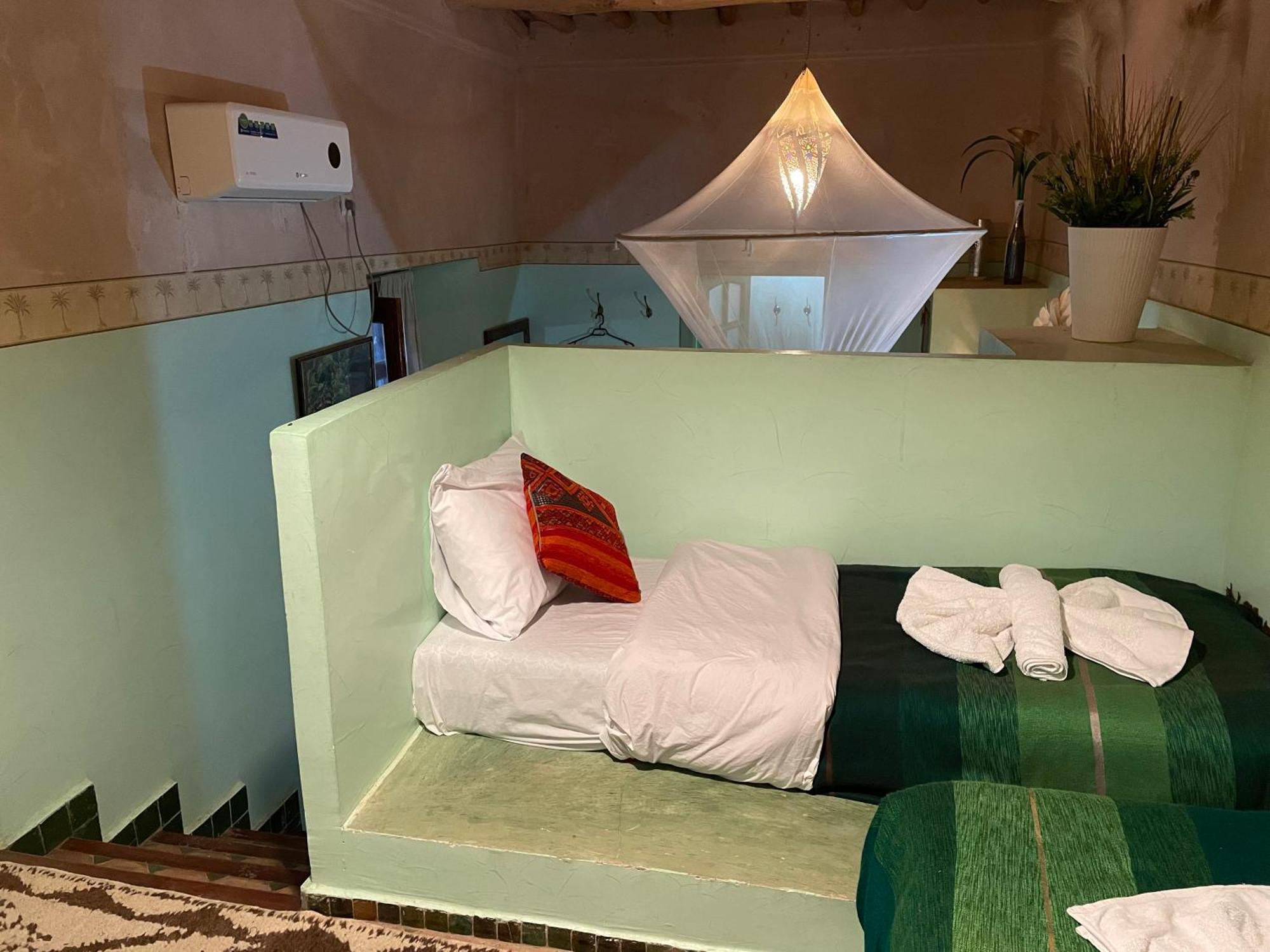 Riad Dades Birds Boumalne Екстериор снимка
