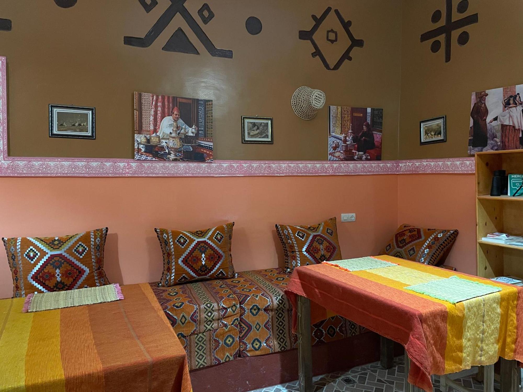 Riad Dades Birds Boumalne Екстериор снимка