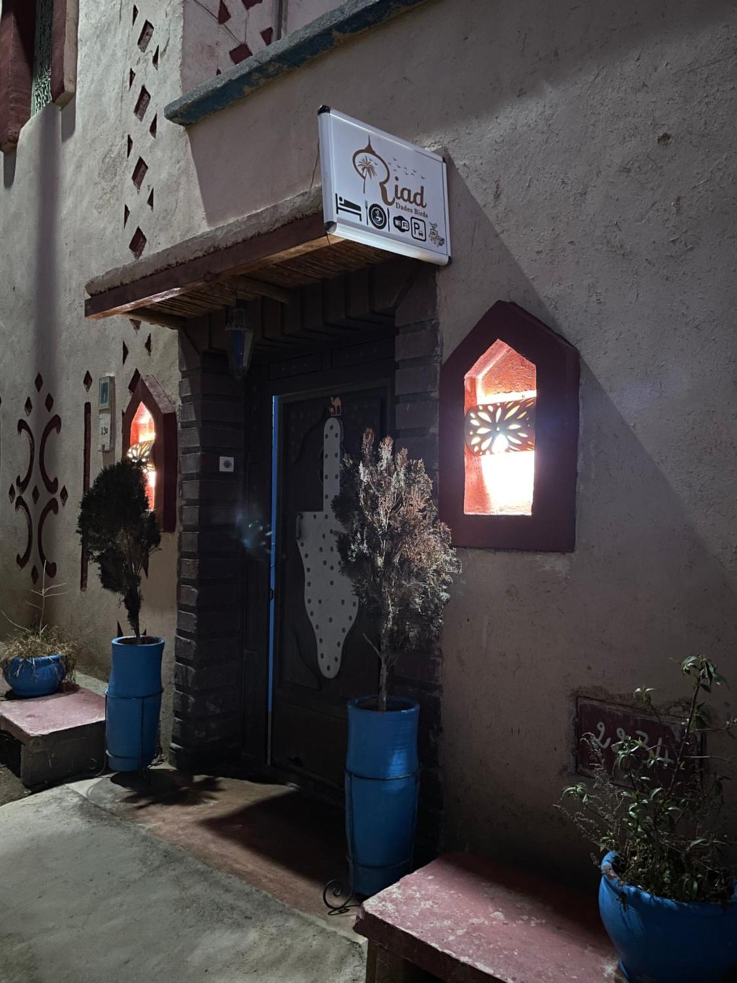 Riad Dades Birds Boumalne Екстериор снимка